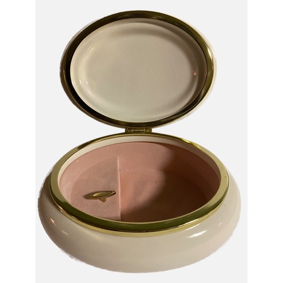 Vintage 1998 PS Limited Edition Oval Jewelry Music Trinket Box Case SEE> - Picture 7 of 12